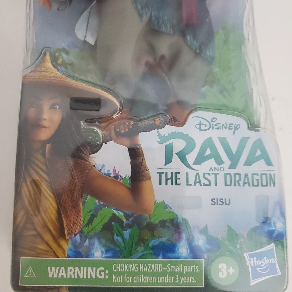Disney Raya and the Last Dragon Sisu Fashion Doll